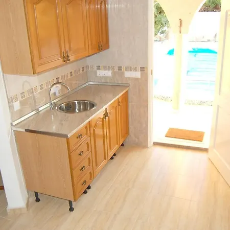 Chalet Calle Pablo Neruda *